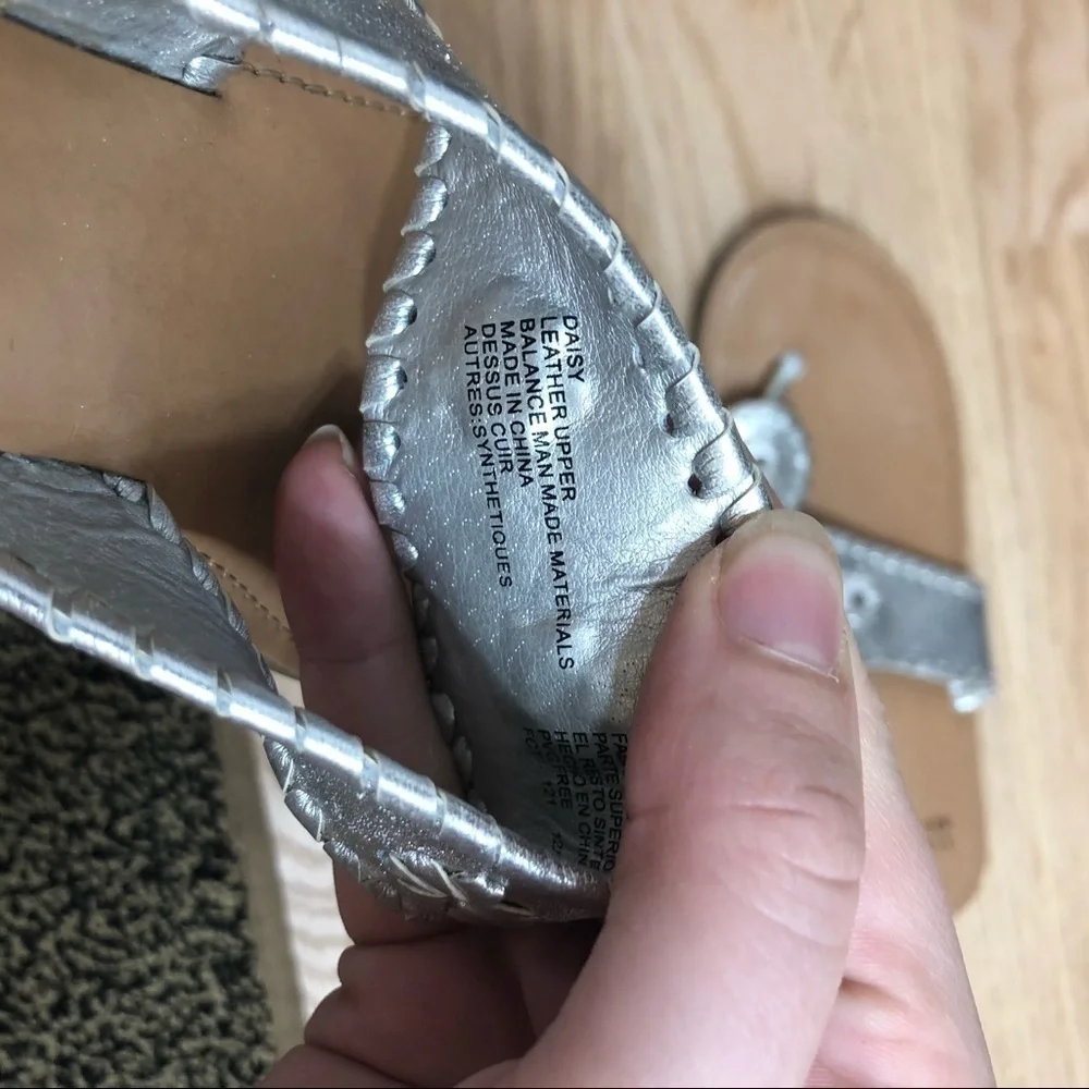 Stuart Weitzman Daisy Silver Sandals Sz 3